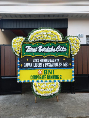 Papan Bunga Duka di Niname