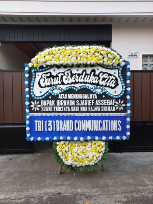 Papan Bunga Duka di Niname